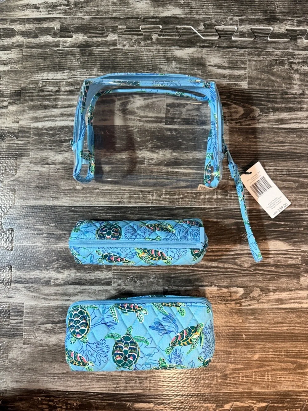 Vera Bradley 3 Pc. Cosmetic Set in Sea Turtles And Coral NWT